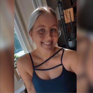 Meet your Posher, Madison